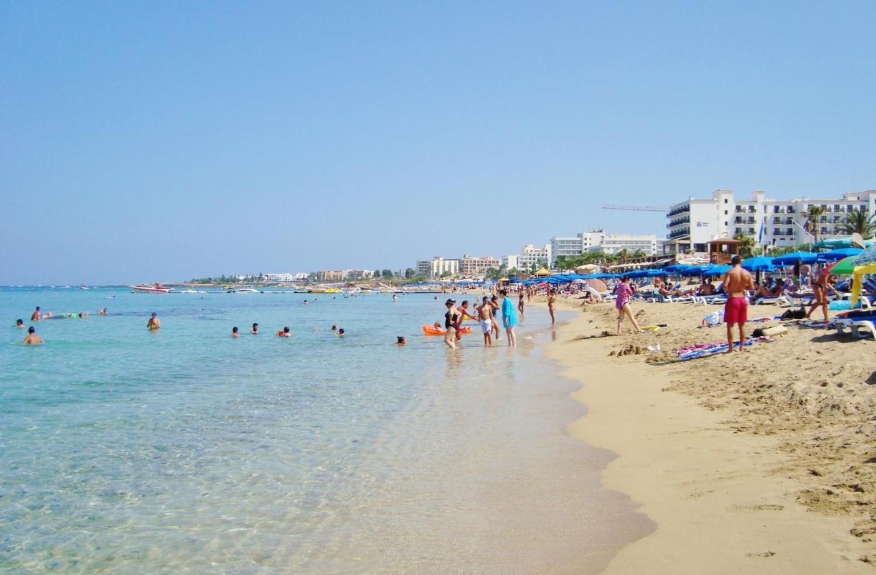 Apartamento Charming Holiday Retreat Kato Paphos Apt 400M To The Beach Exterior foto